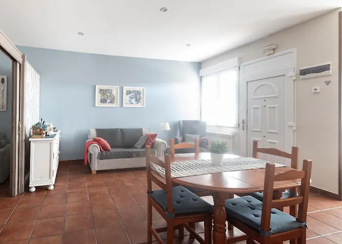 Apartamentos Turisticos La Flor